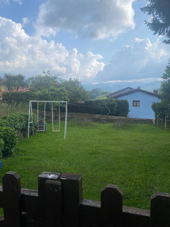 Casa Luisa Biedes, Pilona Villa Infiesto Buitenkant foto