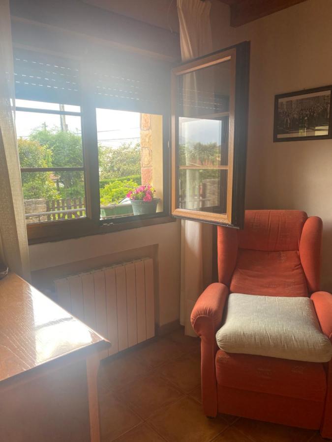 Casa Luisa Biedes, Pilona Villa Infiesto Buitenkant foto
