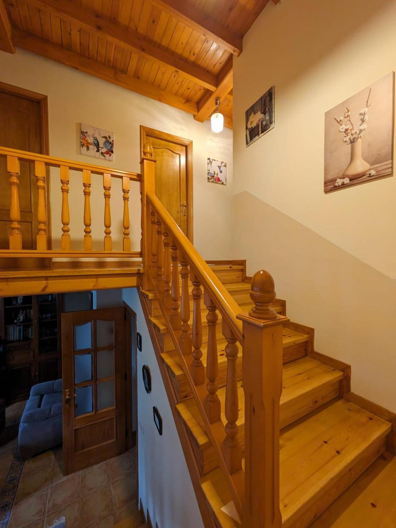 Casa Luisa Biedes, Pilona Villa Infiesto Buitenkant foto